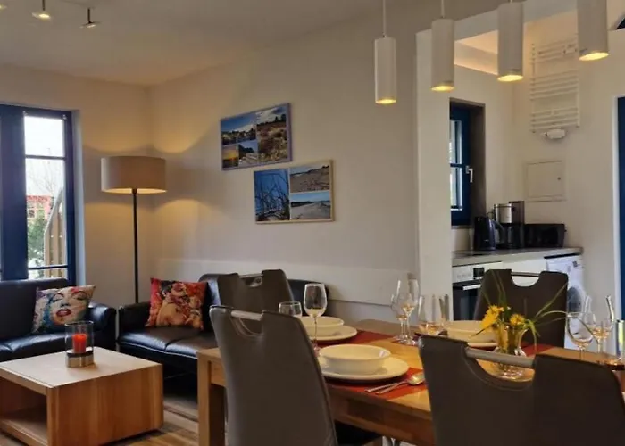 Апартаменты Hus Strandgut