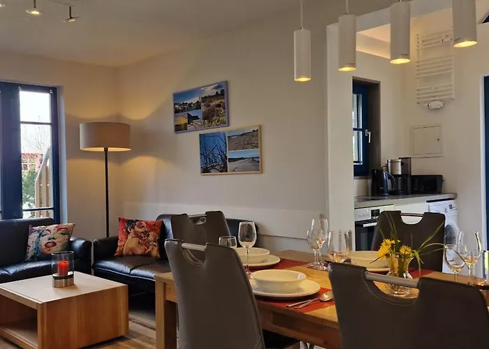 Hus Strandgut Апартаменты Хиддензе